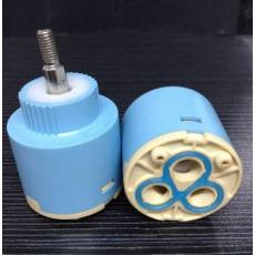 專業批發T35平腳銅桿精密陶瓷閥芯（360度）塑料閥芯，優質閥芯